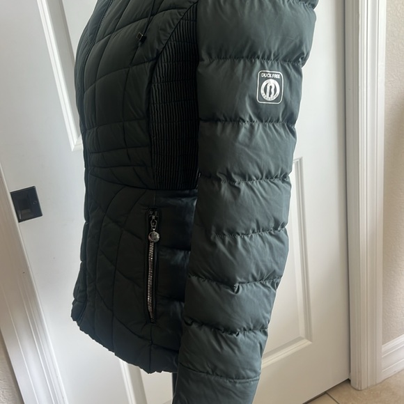 EUC Bernardo green packable quilted zip up winter hooded jacket size XS - Picture 6 of 11